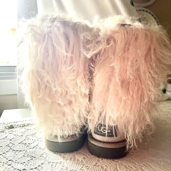 UGG Australia Mongolian Fur Boots Size 6 US - Picture 2 of 5